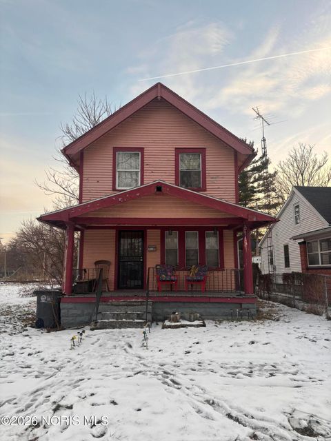Photo of 1430 Moore Street, Toledo, OH 43608 (MLS # 10002779)
