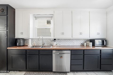 Tiny photo for 3839 Garrison Road, Toledo, OH 43613 (MLS # 10003284)