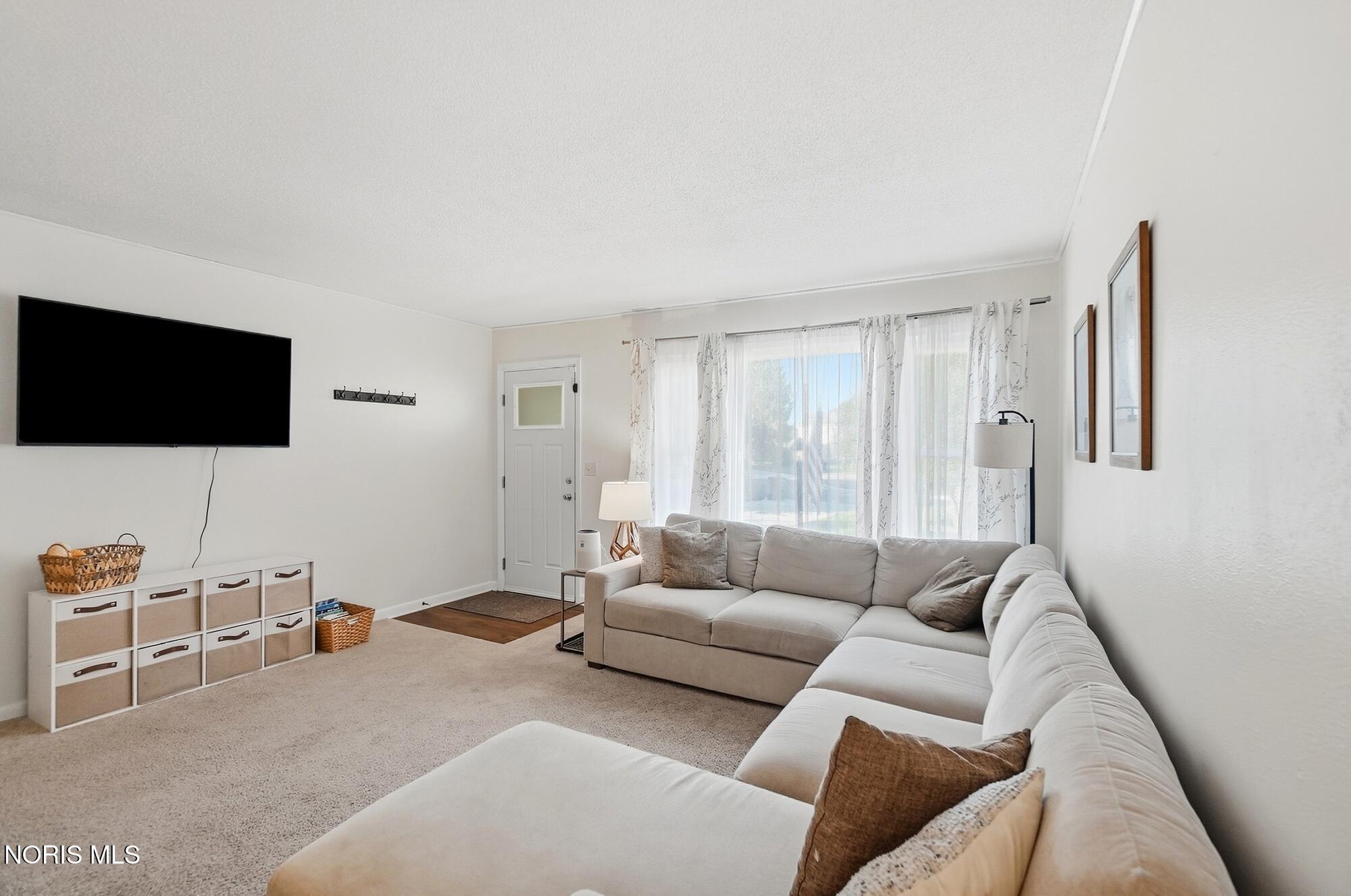 1002 Fort Drive