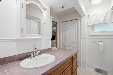 Tiny photo for 501 Bluebonnet Drive, Findlay, OH 45840 (MLS # 10014626)