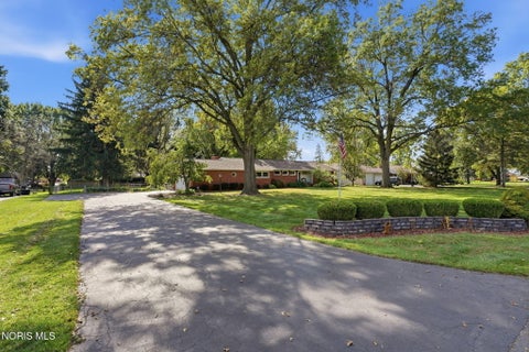 Tiny photo for 501 Bluebonnet Drive, Findlay, OH 45840 (MLS # 10014626)