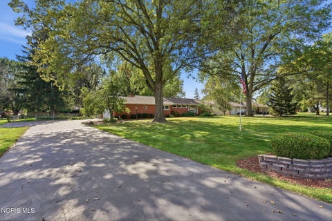 Tiny photo for 501 Bluebonnet Drive, Findlay, OH 45840 (MLS # 10014626)