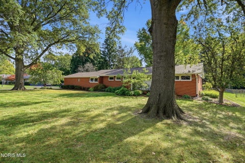Tiny photo for 501 Bluebonnet Drive, Findlay, OH 45840 (MLS # 10014626)
