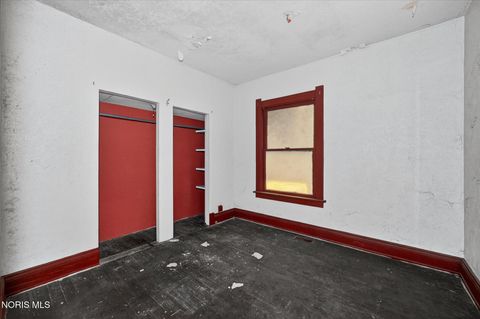 Tiny photo for 150 E Broadway Street, Toledo, OH 43605 (MLS # 10006486)