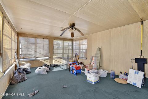 Tiny photo for 3333 Beaumont Drive, Toledo, OH 43608 (MLS # 10003423)