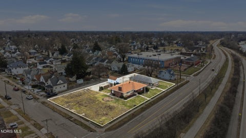 Tiny photo for 611 Miami Street, Toledo, OH 43605 (MLS # 10014270)