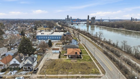 Tiny photo for 611 Miami Street, Toledo, OH 43605 (MLS # 10014270)