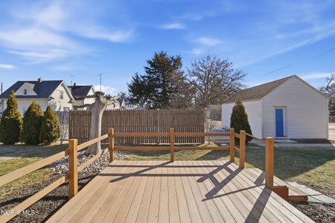 Tiny photo for 611 Miami Street, Toledo, OH 43605 (MLS # 10014270)