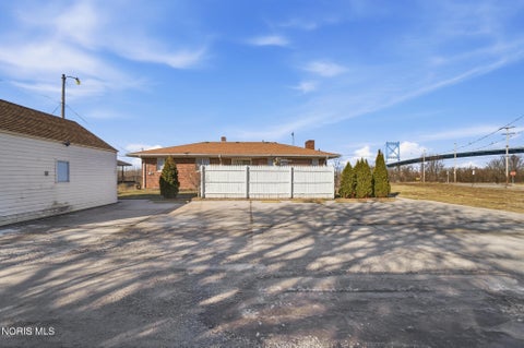 Tiny photo for 611 Miami Street, Toledo, OH 43605 (MLS # 10014270)