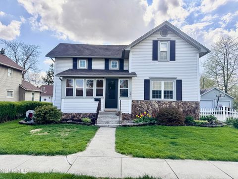 Photo of 121 N Bryan Street, Hicksville, OH 43526 (MLS # 10006502)