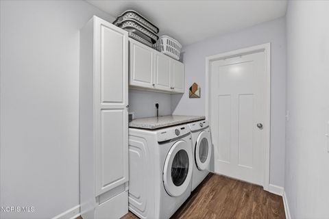 Tiny photo for 24120 W Walbridge Road, Millbury, OH 43447 (MLS # 10008105)