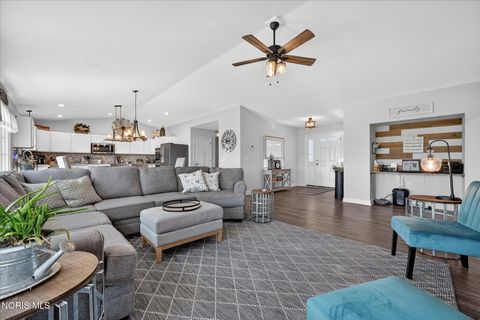 Tiny photo for 24120 W Walbridge Road, Millbury, OH 43447 (MLS # 10008105)