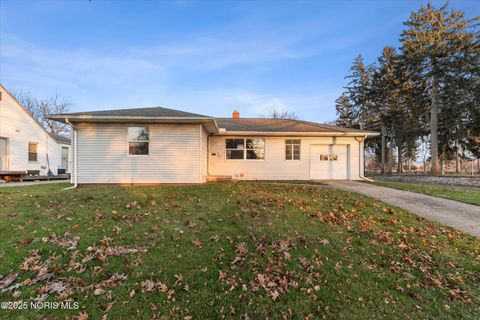 Photo of 1702 Alvin Street, Toledo, OH 43607 (MLS # 10001314)