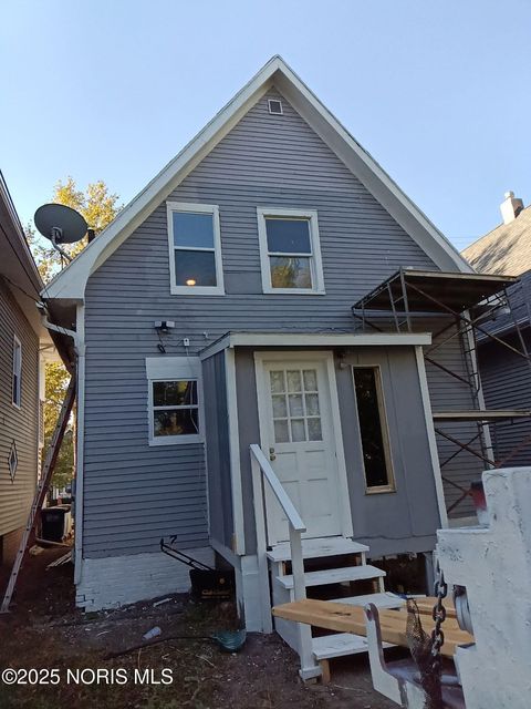 Tiny photo for 518 South Avenue, Toledo, OH 43609 (MLS # 10000224)