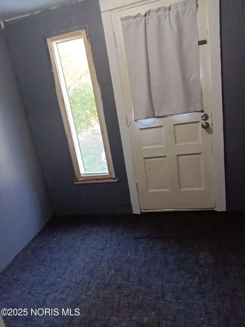 Tiny photo for 518 South Avenue, Toledo, OH 43609 (MLS # 10000224)