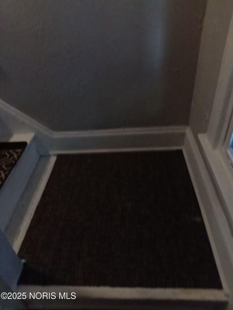 Tiny photo for 518 South Avenue, Toledo, OH 43609 (MLS # 10000224)