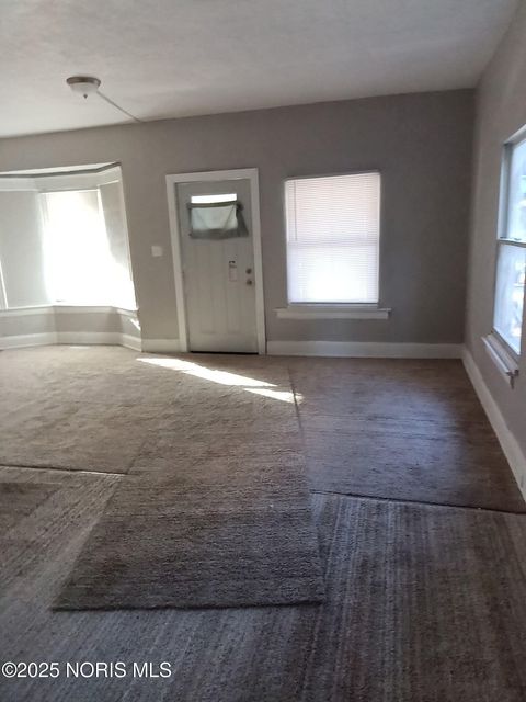 Tiny photo for 518 South Avenue, Toledo, OH 43609 (MLS # 10000224)