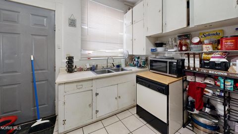 Tiny photo for 3209 Jeannette Avenue, Toledo, OH 43608 (MLS # 10004634)