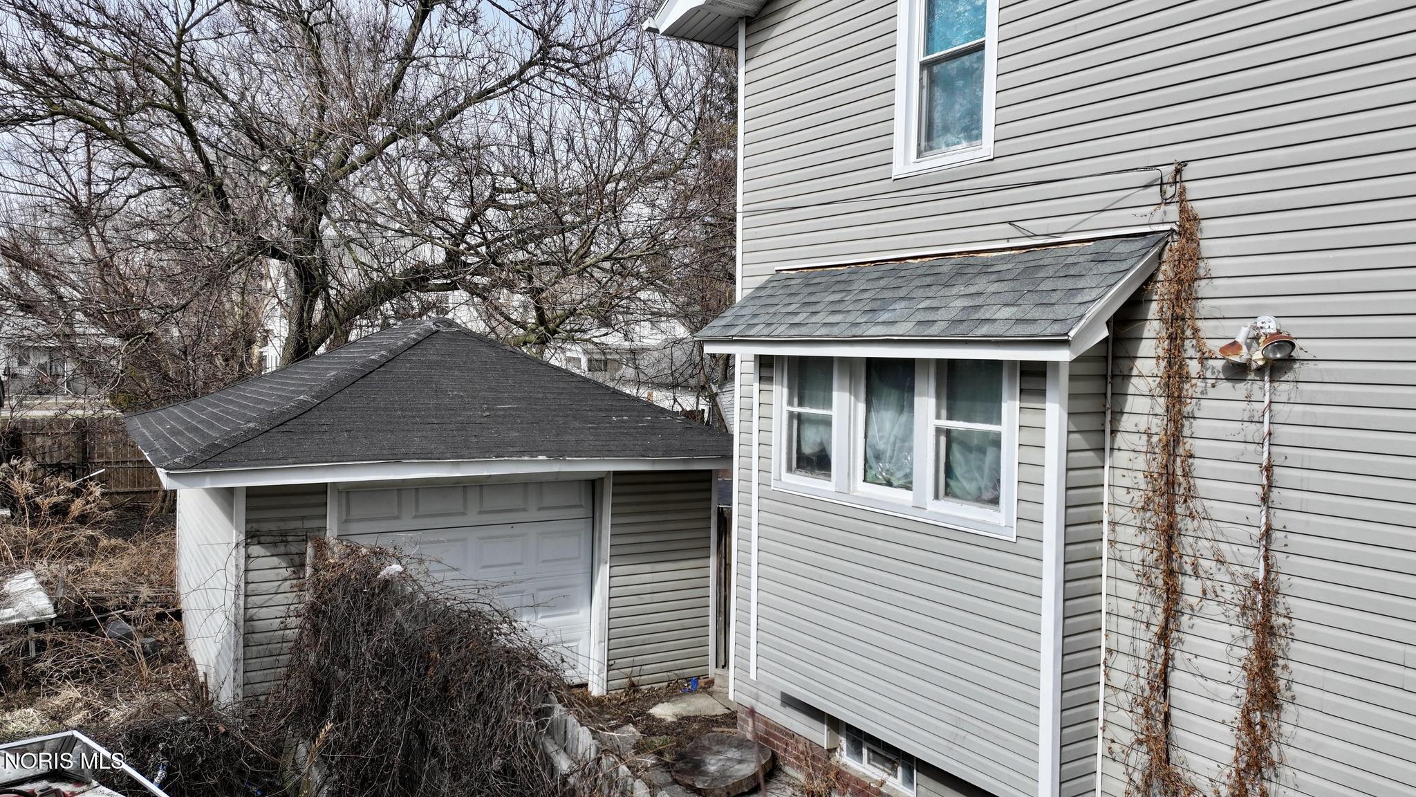 3209 Jeannette Avenue