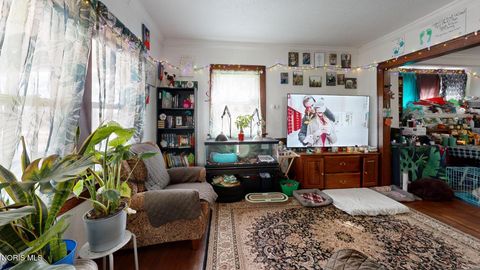 Tiny photo for 3209 Jeannette Avenue, Toledo, OH 43608 (MLS # 10004634)