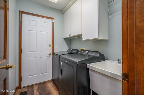 Tiny photo for 3407 Manley Road, Maumee, OH 43537 (MLS # 10005295)