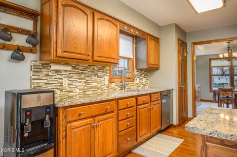 Tiny photo for 3407 Manley Road, Maumee, OH 43537 (MLS # 10005295)