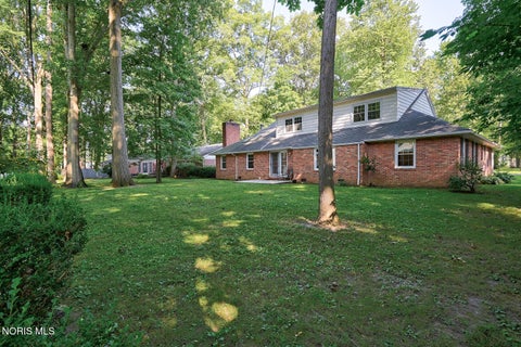 Tiny photo for 1917 Imperial Lane, Findlay, OH 45840 (MLS # 10012619)