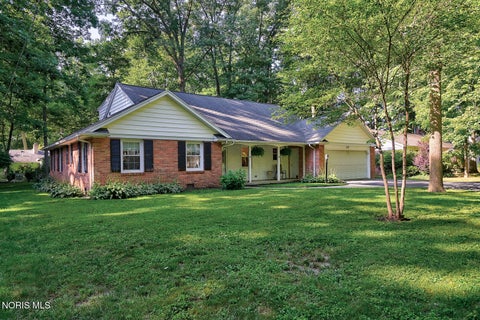 Tiny photo for 1917 Imperial Lane, Findlay, OH 45840 (MLS # 10012619)