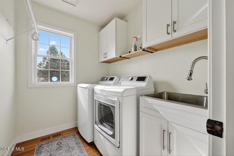 Tiny photo for 2550 Live Oak Road, Sylvania, OH 43560 (MLS # 10005790)