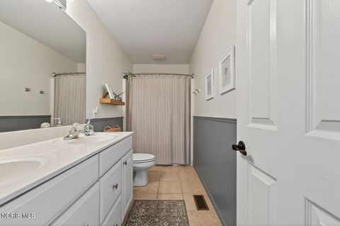 Tiny photo for 2550 Live Oak Road, Sylvania, OH 43560 (MLS # 10005790)