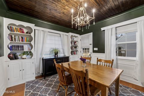 Tiny photo for 300 Elm Street, Findlay, OH 45840 (MLS # 10006803)