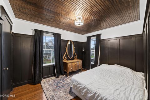 Tiny photo for 300 Elm Street, Findlay, OH 45840 (MLS # 10006803)