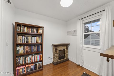 Tiny photo for 300 Elm Street, Findlay, OH 45840 (MLS # 10006803)