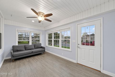 Tiny photo for 300 Elm Street, Findlay, OH 45840 (MLS # 10006803)