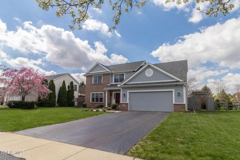Photo of 300 Twinbrook Drive, Perrysburg, OH 43551 (MLS # 10006152)