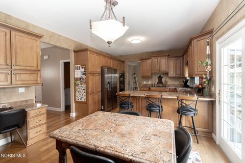 Tiny photo for 300 Twinbrook Drive, Perrysburg, OH 43551 (MLS # 10006152)