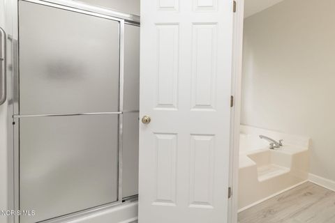 Tiny photo for 300 Twinbrook Drive, Perrysburg, OH 43551 (MLS # 10006152)