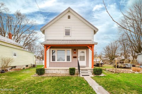 Tiny photo for 826 S Spring Street, Bucyrus, OH 44820 (MLS # 10005402)