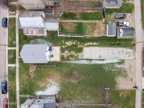 Tiny photo for 826 S Spring Street, Bucyrus, OH 44820 (MLS # 10005402)