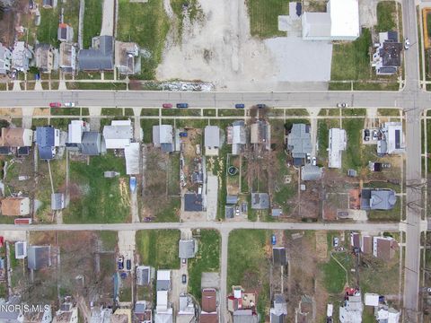 Tiny photo for 826 S Spring Street, Bucyrus, OH 44820 (MLS # 10005402)