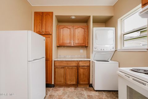 Tiny photo for 826 S Spring Street, Bucyrus, OH 44820 (MLS # 10005402)