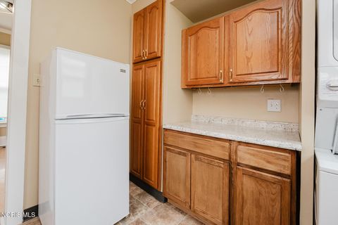 Tiny photo for 826 S Spring Street, Bucyrus, OH 44820 (MLS # 10005402)