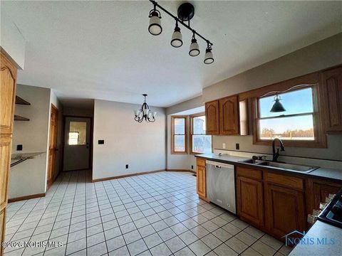 Tiny photo for 14424 Karnes Road, Defiance, OH 43512 (MLS # 10004137)