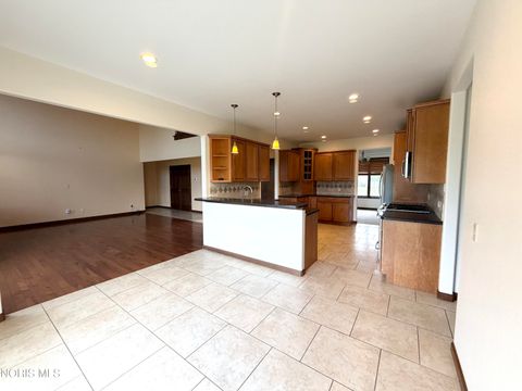 Tiny photo for 7939 N Woodbridge Road, Monclova, OH 43542 (MLS # 10008115)