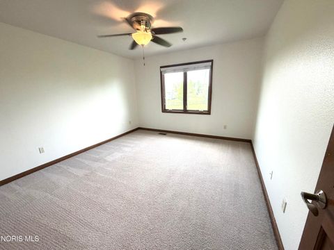 Tiny photo for 7939 N Woodbridge Road, Monclova, OH 43542 (MLS # 10008115)