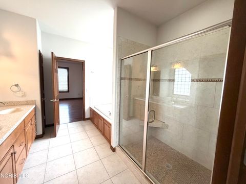 Tiny photo for 7939 N Woodbridge Road, Monclova, OH 43542 (MLS # 10008115)