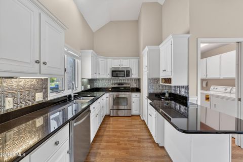 Tiny photo for 7402 Caracole Court, Sylvania, OH 43560 (MLS # 10008243)
