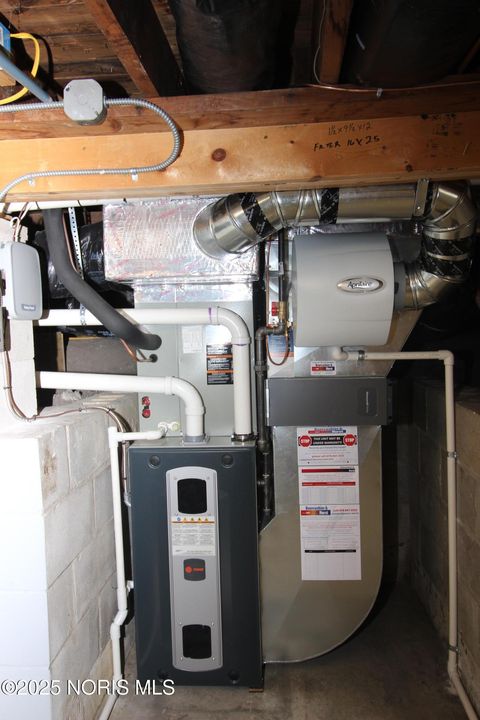 Tiny photo for 1135 Sawyer Road, Toledo, OH 43615 (MLS # 10000725)