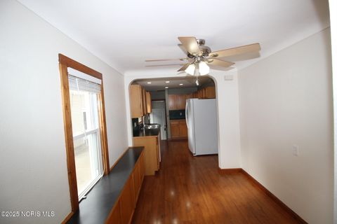 Tiny photo for 1135 Sawyer Road, Toledo, OH 43615 (MLS # 10000725)