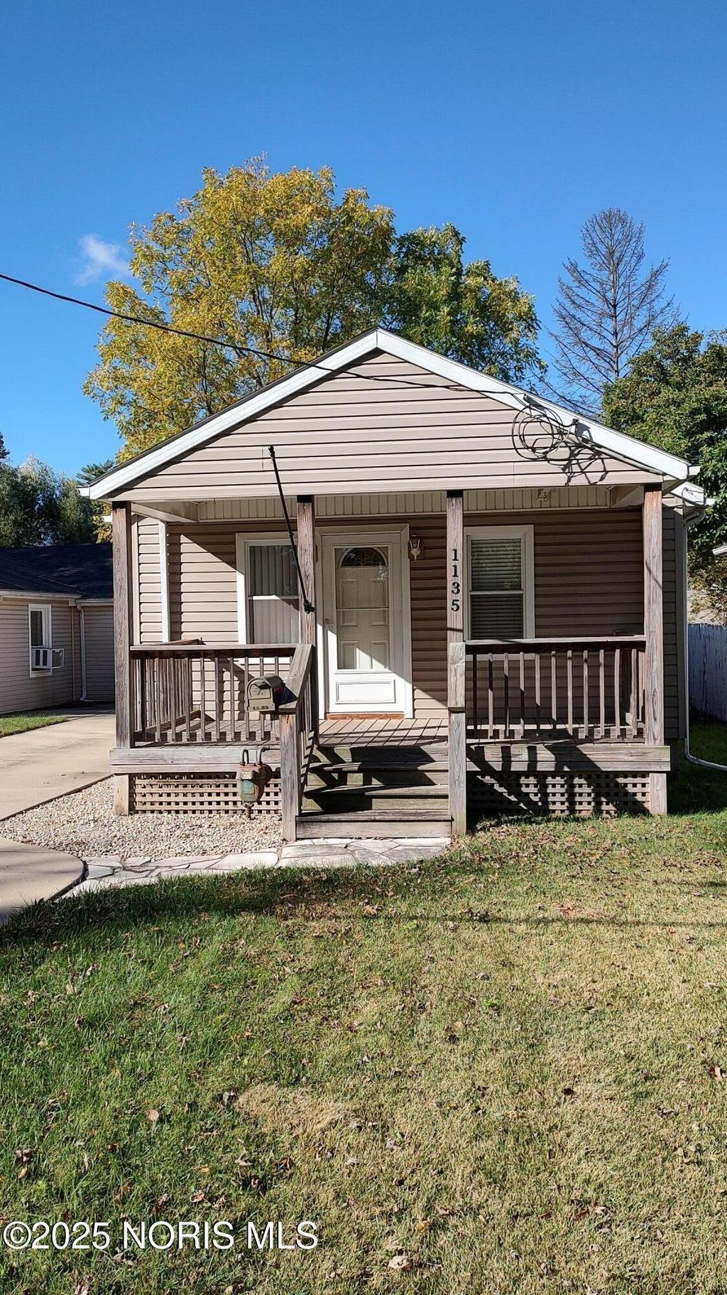 Photo for 1135 Sawyer Road, Toledo, OH 43615 (MLS # 10000725)